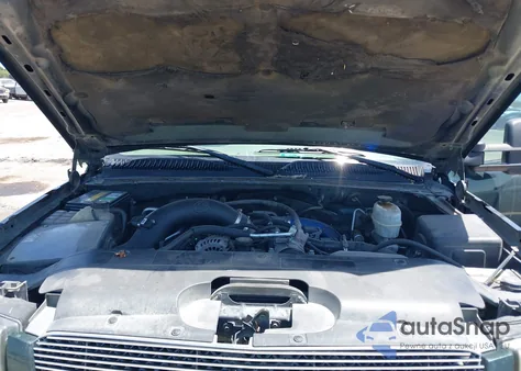 2003 Chevrolet Silverado 2500Hd Lt z USA, uszkodzony, nr VIN 1GCHK23113F123207